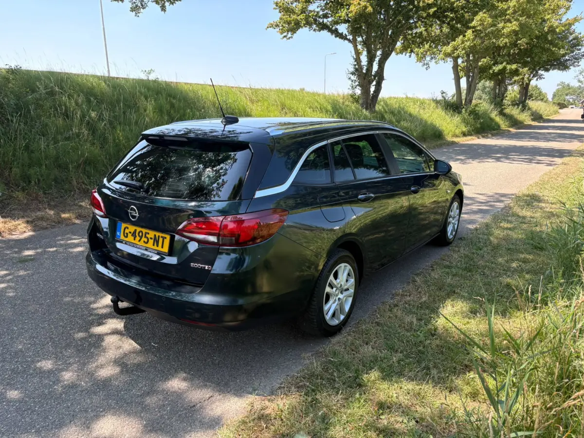 1.0 Innovation AppleCarplay Pdc Cruise Airco Trekhaak Stoelverwarming