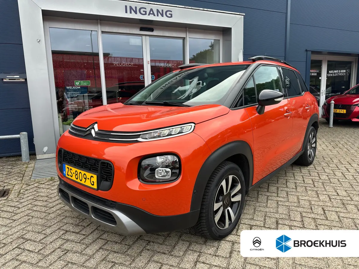1.2 PureTech S&S Shine | Trekhaak | Camera | Carplay | Navigatie | Climate Control | Parkeersensoren | Achterbank in delen neerklapbaar | Achteruitrijcamera | Afneembare trekhaak