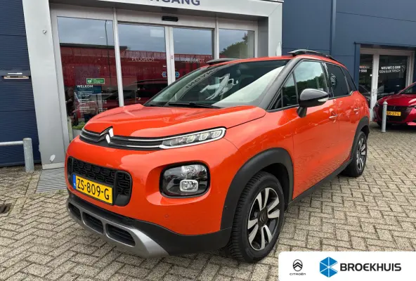 1.2 PureTech S&S Shine | Trekhaak | Camera | Apple Carplay / Android Auto | Navigatie | Climate Control | Parkeersensoren | Achterbank in delen neerklapbaar | Achteruitrijcamera | Afneembare
