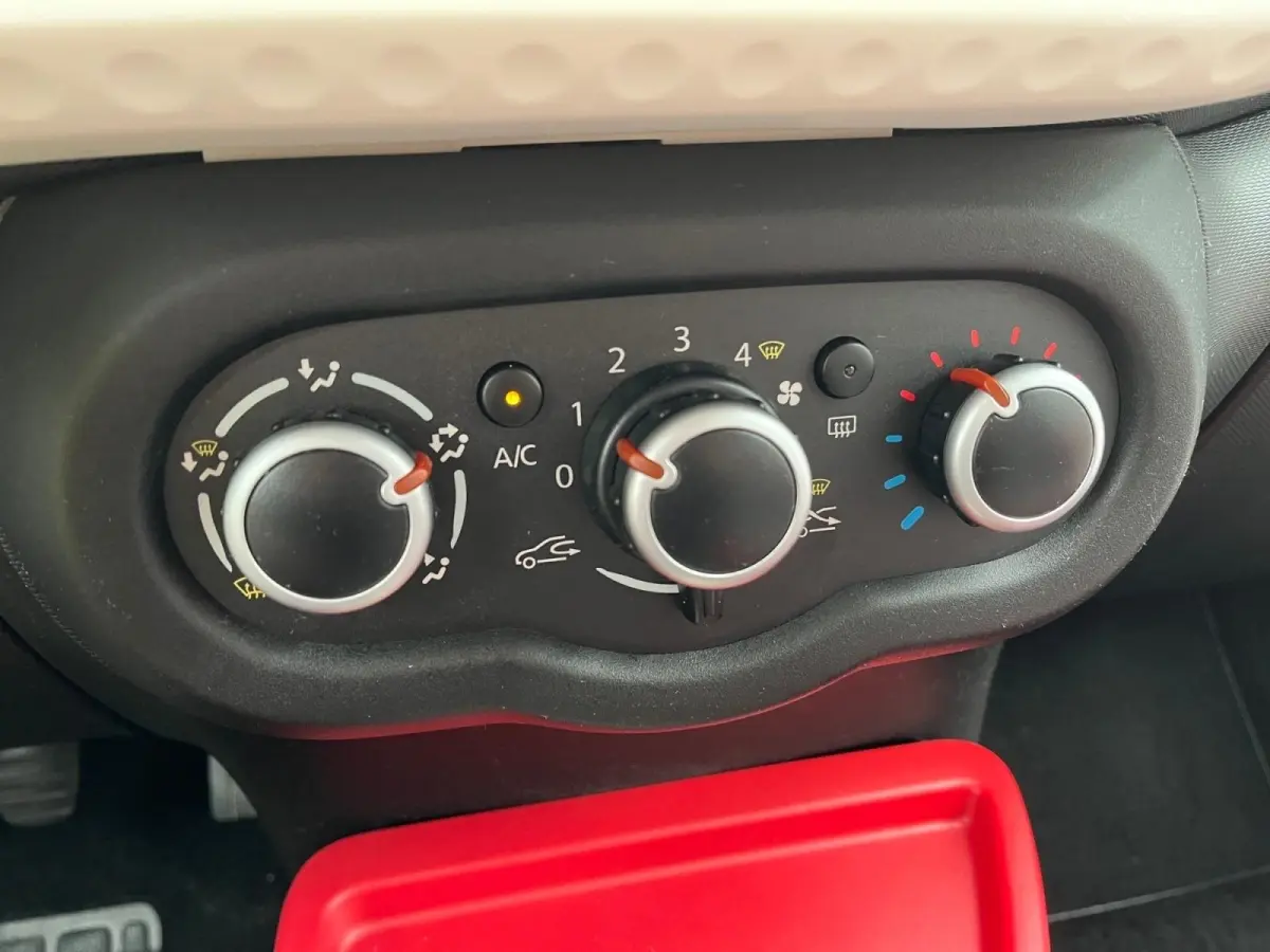 1.0 SCe Collection | Airco | Cruise Control | Bluetooth Audiosysteem | Parkeersensoren | LED Dagrijverlichting | Elektrische ramen | *44.000km*