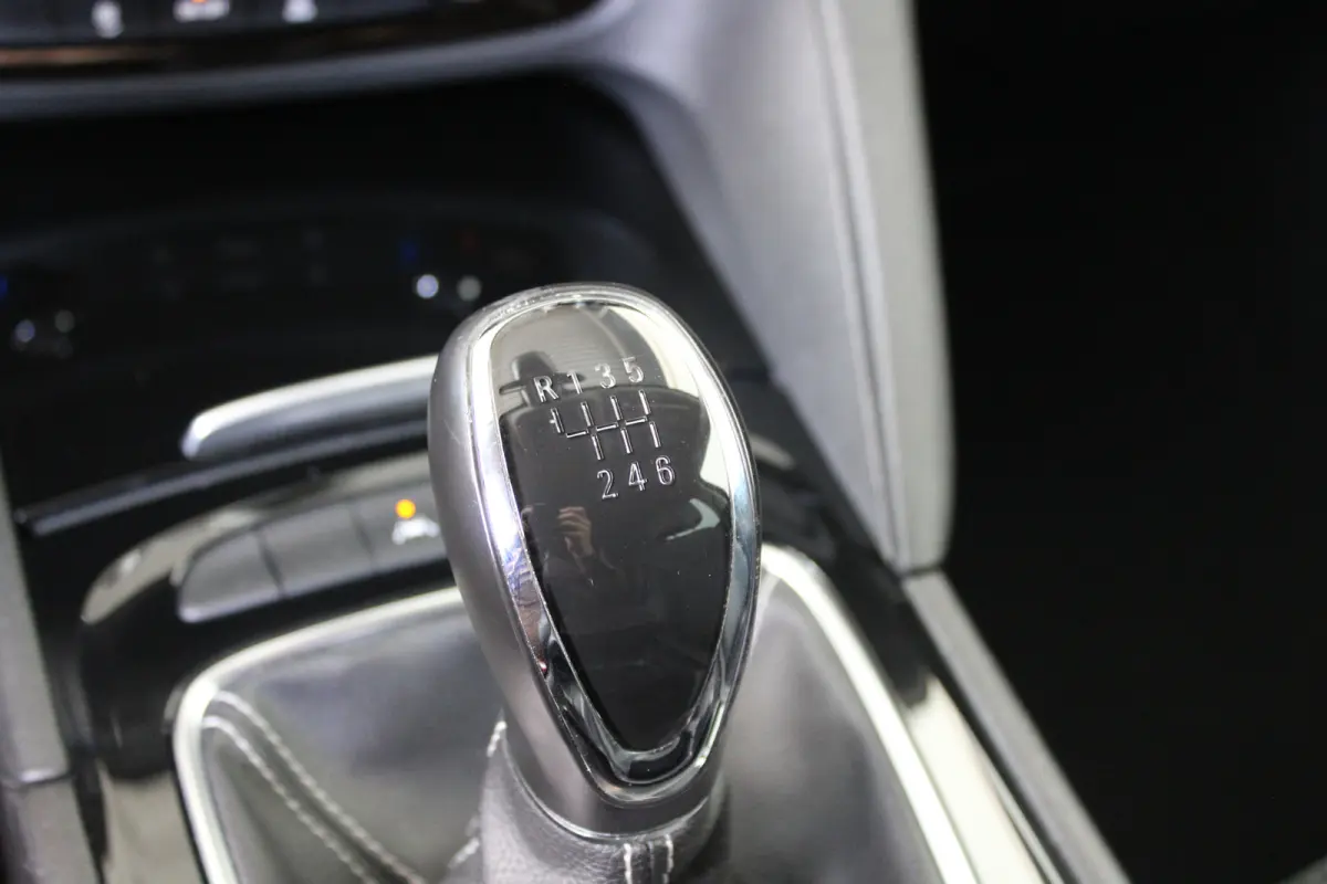 1.5 Turbo Innovation | Trekhaak | Matrix LED | Navigatiesysteem | Keyless entry & start |