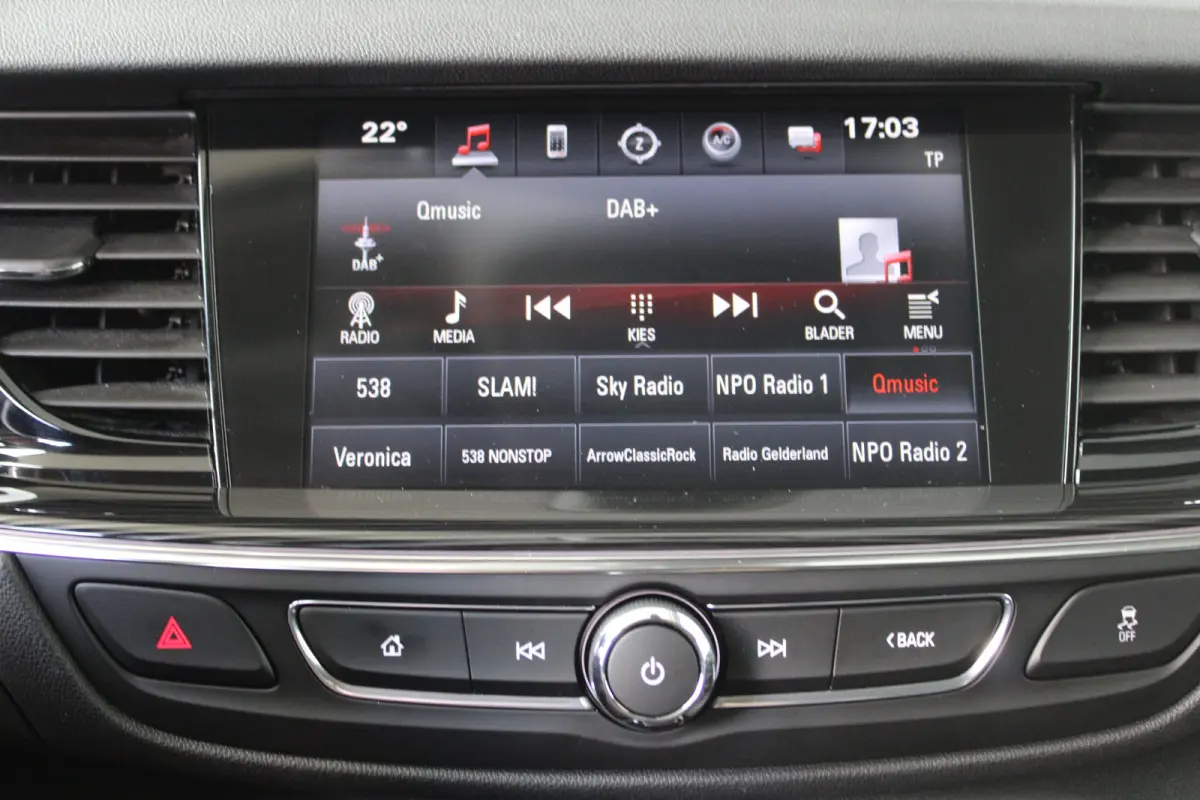 1.5 Turbo Innovation | Trekhaak | Matrix LED | Navigatiesysteem | Keyless entry & start |