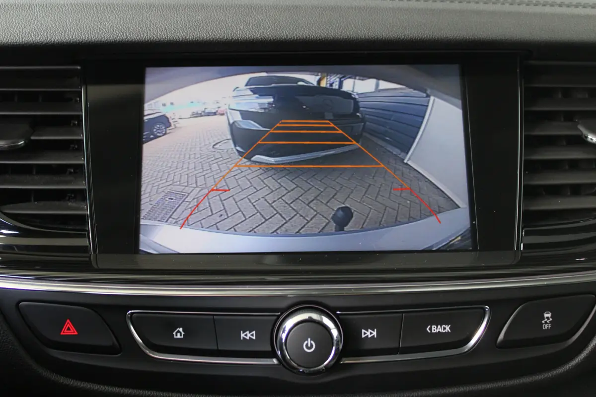 1.5 Turbo Innovation | Trekhaak | Matrix LED | Navigatiesysteem | Keyless entry & start |