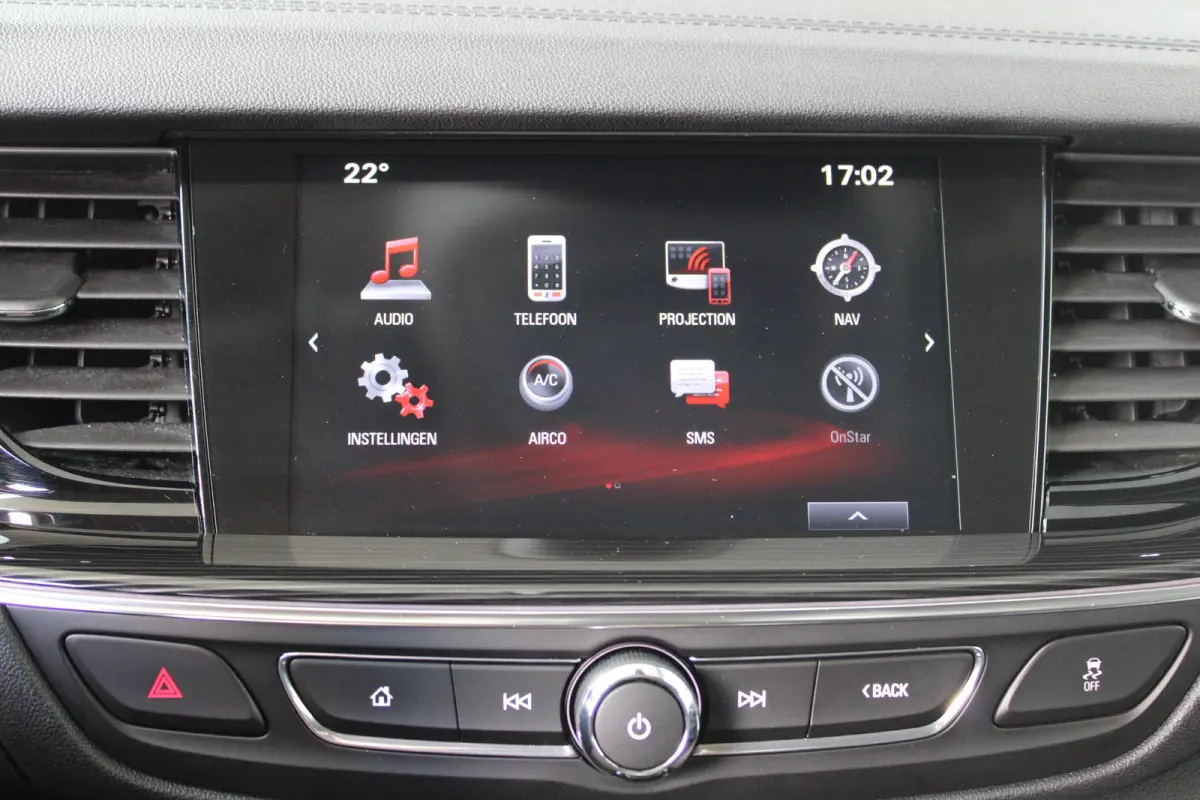 1.5 Turbo Innovation | Trekhaak | Matrix LED | Navigatiesysteem | Keyless entry & start |