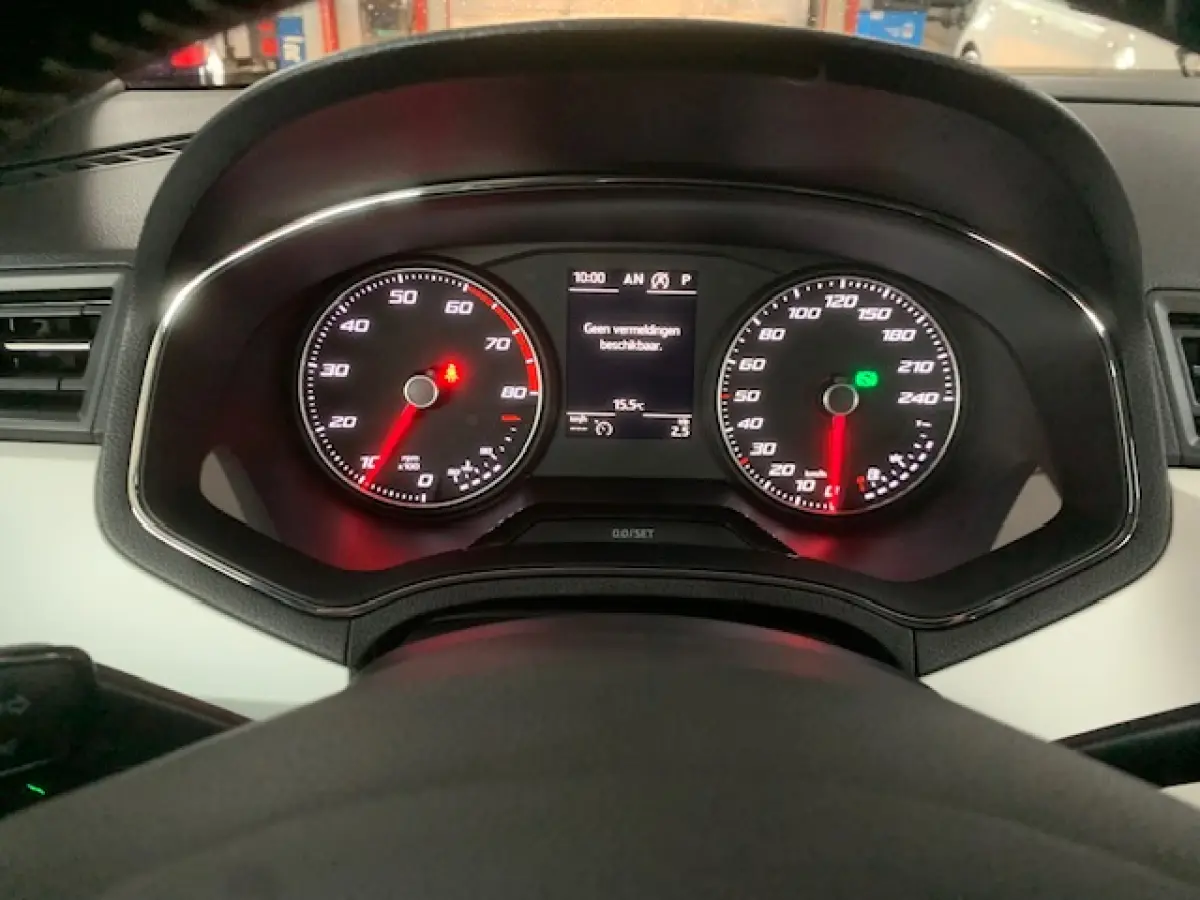1.0 TSI Xcellence Launch Edition, automaat, 43200 KM ! .