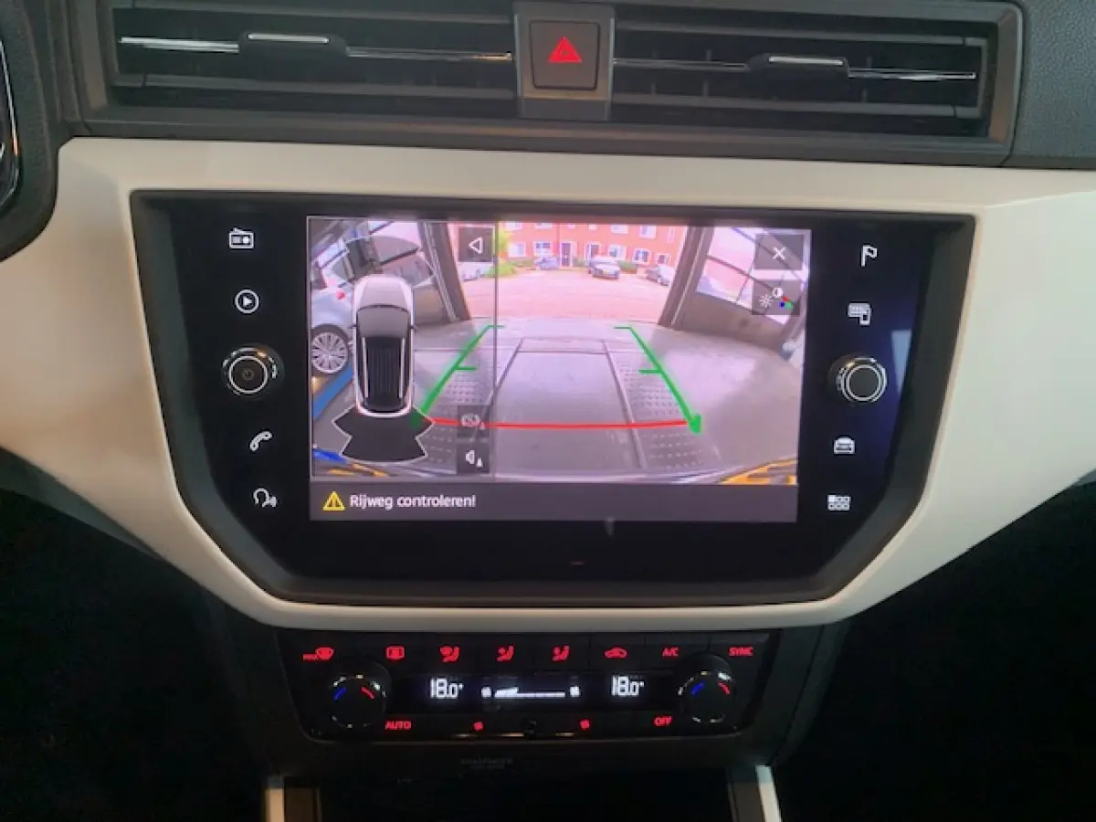 1.0 TSI Xcellence Launch Edition, automaat, 43200 KM ! .