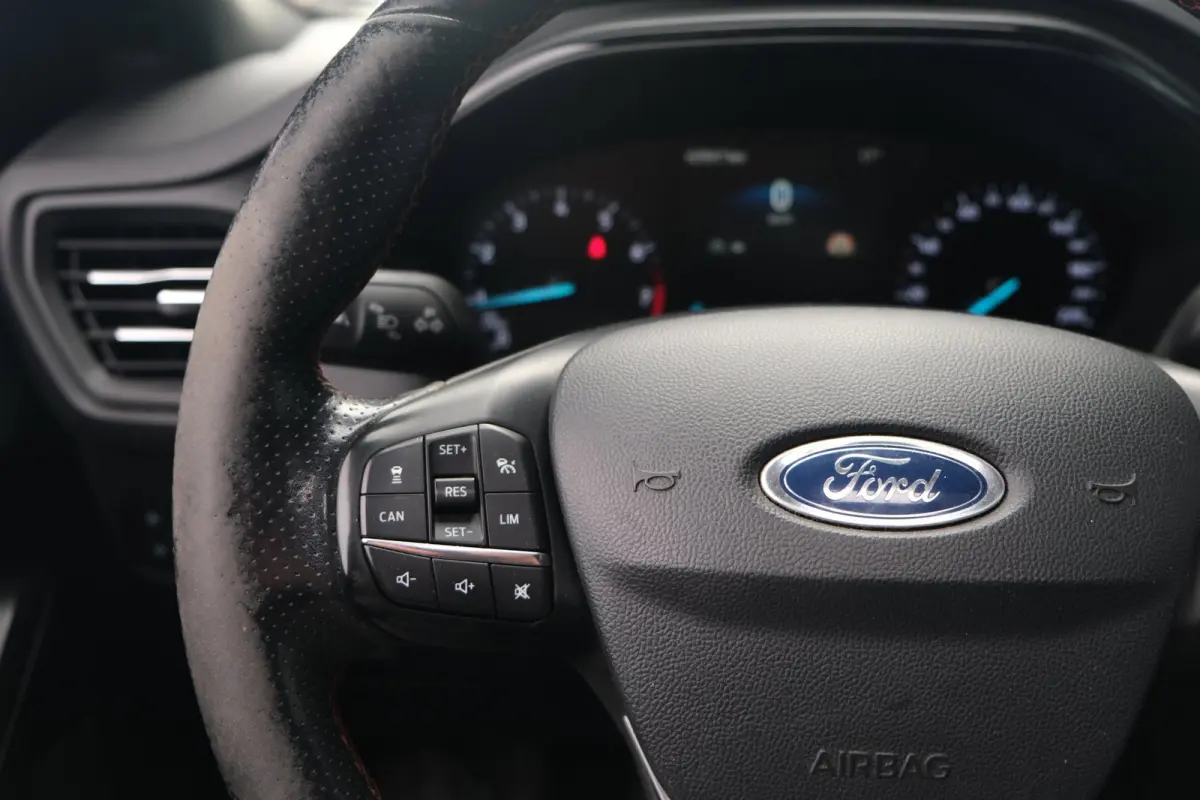 1.0 EcoBoost ST Line 125 PK Pano Navi Led B&O Cruise Cam