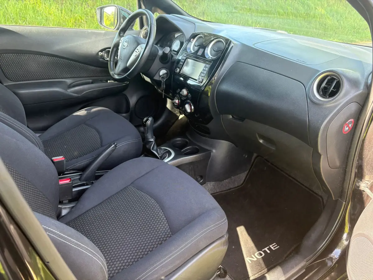 1.2 Black Edition Airco Navi