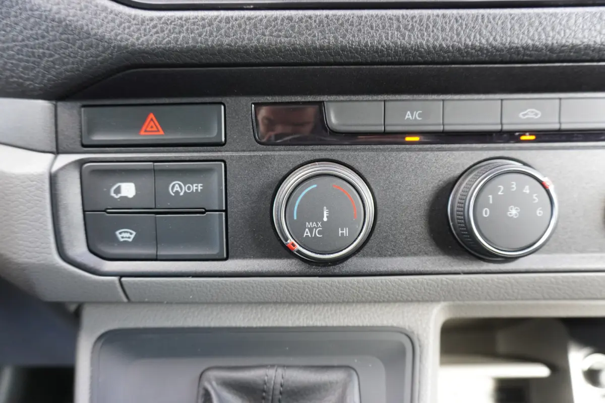 140pk Automaat L3H2/L2H1 Apple carplay Trekhaak Navigatie Camera Airco