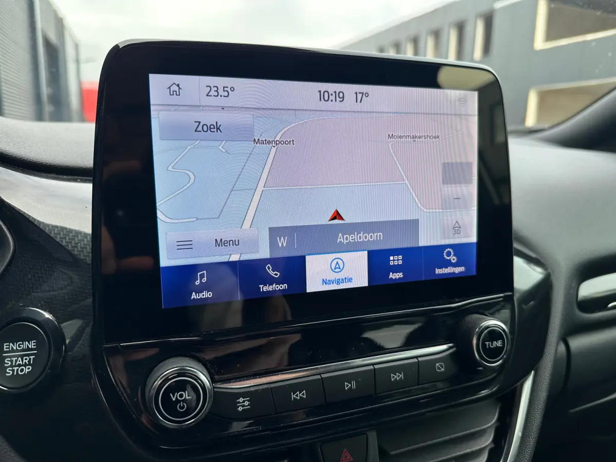 1.0 EcoBoost ST-Line | Carplay | Navigatie | Stoel/Stuurverwarming | Climate Control | Adaptieve Cruise | Achterbank in delen neerklapbaar | Achteruitrijcamera | Airco (automatisch)