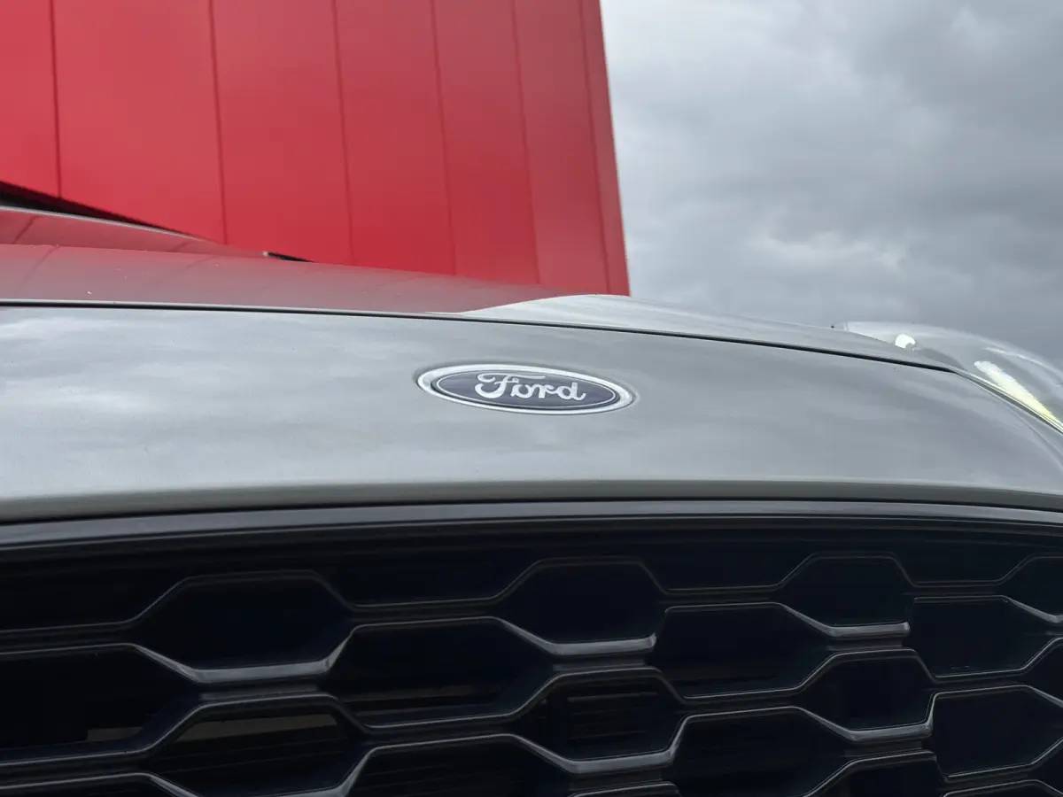 1.0 EcoBoost ST-Line | Apple Carplay / Android Auto | Navigatie | Stoel/Stuurverwarming | Climate Control | Adaptieve Cruise Control | Achterbank in delen neerklapbaar | Achteruitrijcamera |