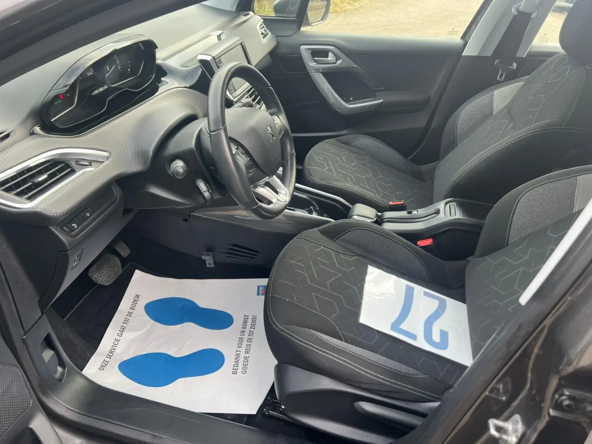 1.2 PureTech Blue Lion Pano Airco Cruise Automaat Navi Nwe Disb Riem