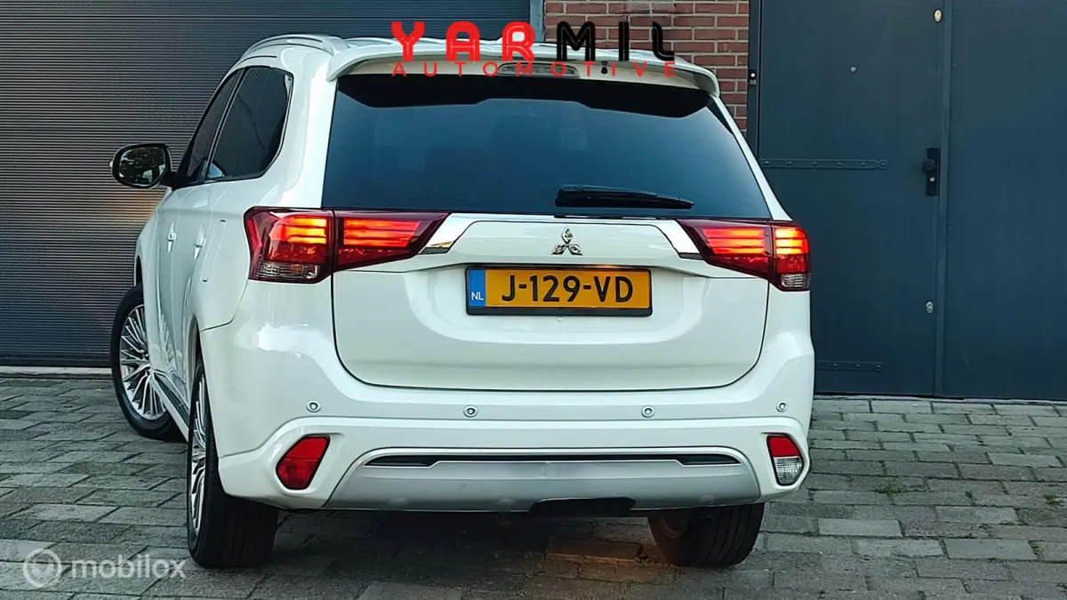 2.4 PHEV Instyle NETTE WAGEN DEALER ONDERHOUDEN