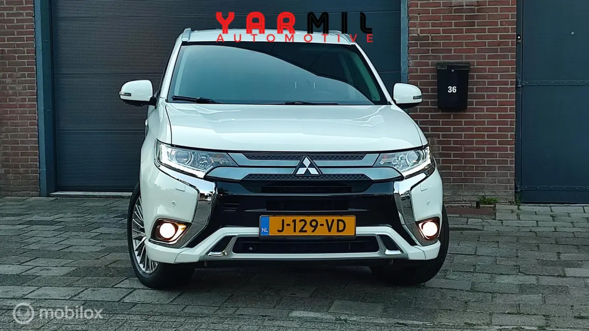 2.4 PHEV Instyle NETTE WAGEN DEALER ONDERHOUDEN