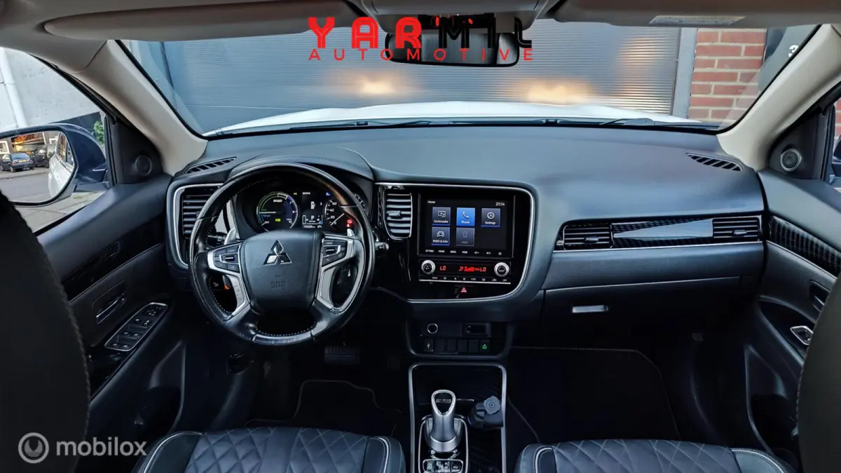 2.4 PHEV Instyle NETTE WAGEN DEALER ONDERHOUDEN