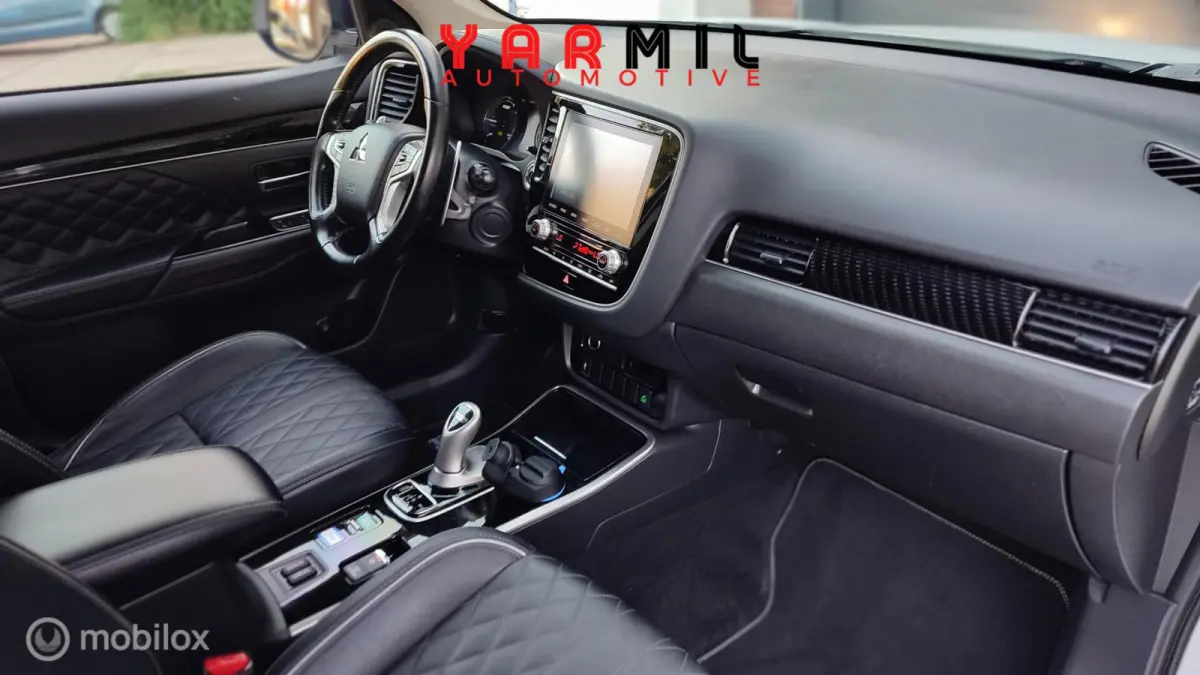 2.4 PHEV Instyle NETTE WAGEN DEALER ONDERHOUDEN