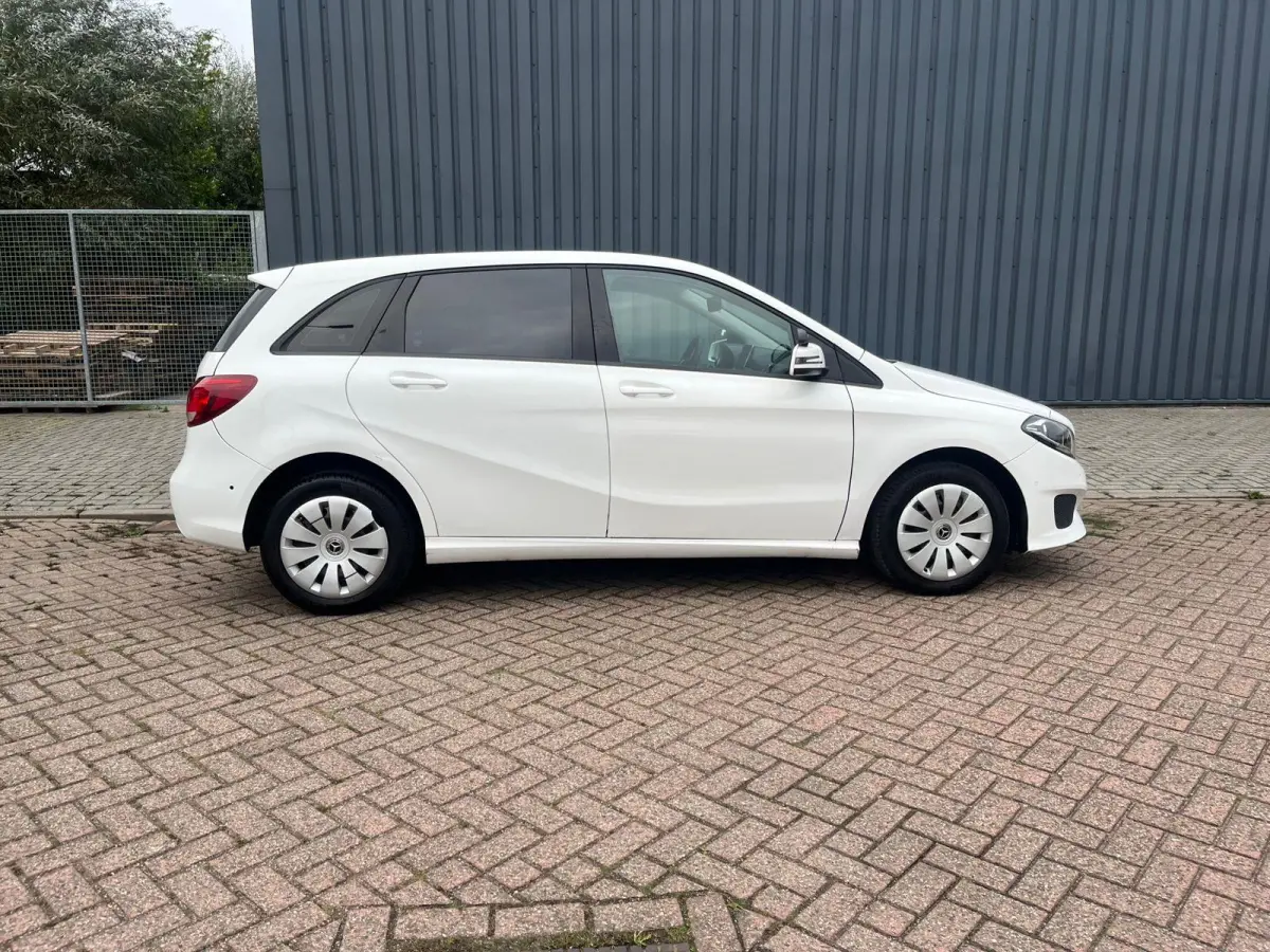 220 d Automaat Cruise Airco Pdc Voor En Achter 1e Eigenaar