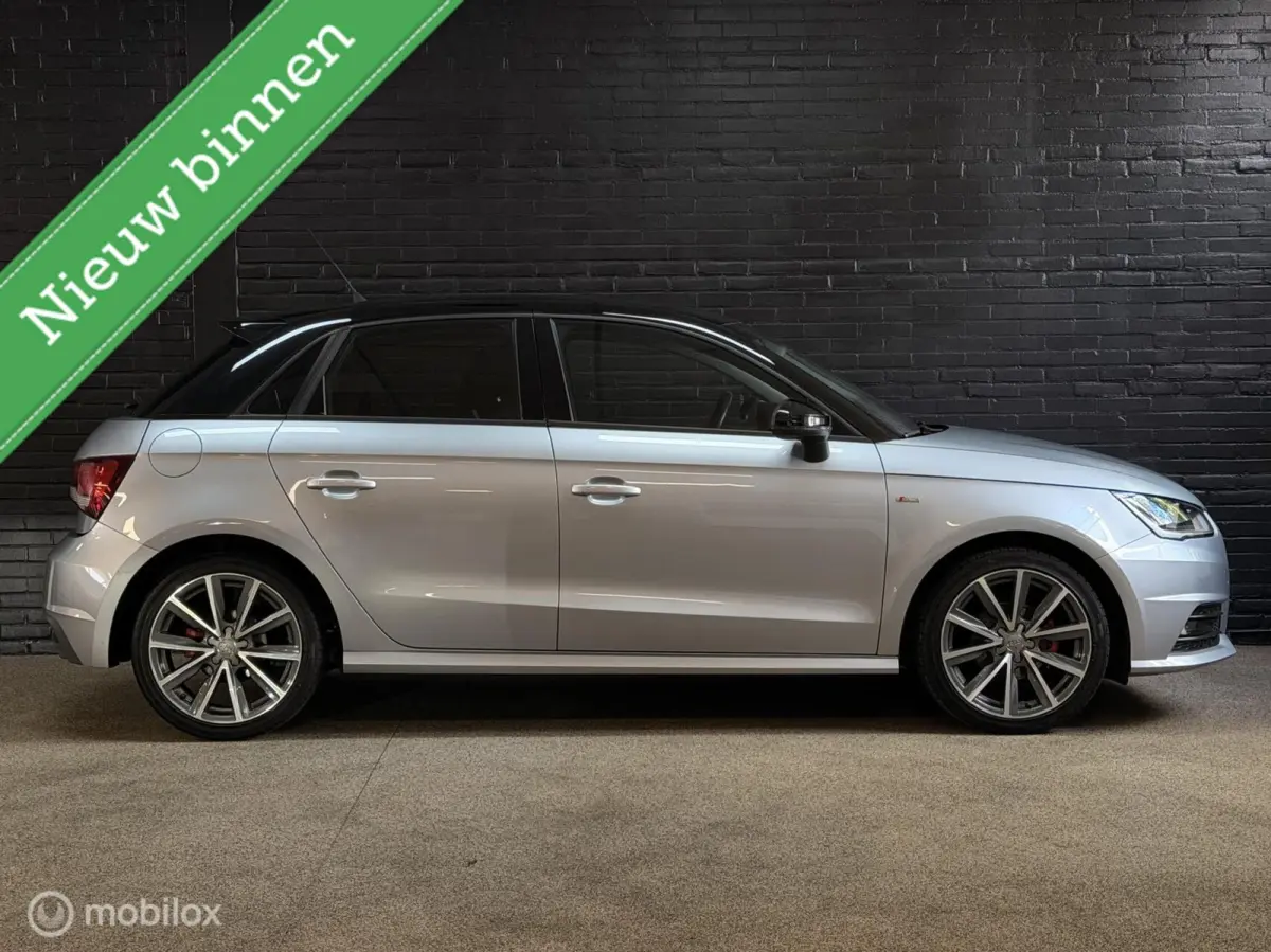 1.0 TFSI S Line TWO TONE CRUISE NAP 17 INCH