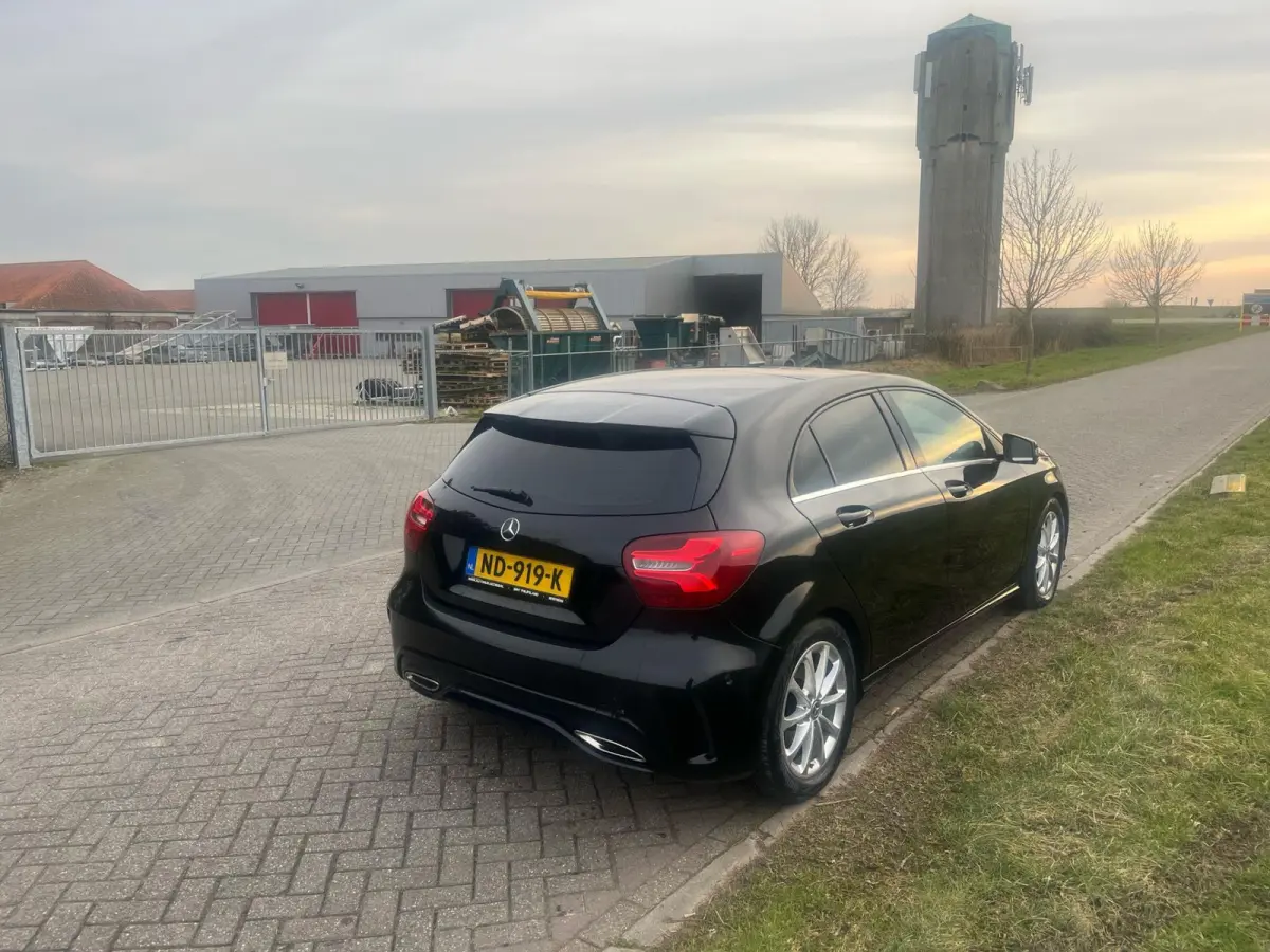 180 d Lease Edition Plus Automaat Nieuw Disb Riem/Waterpomp!! Groot Navi Pano Climate Cruise Leer Nieuwe