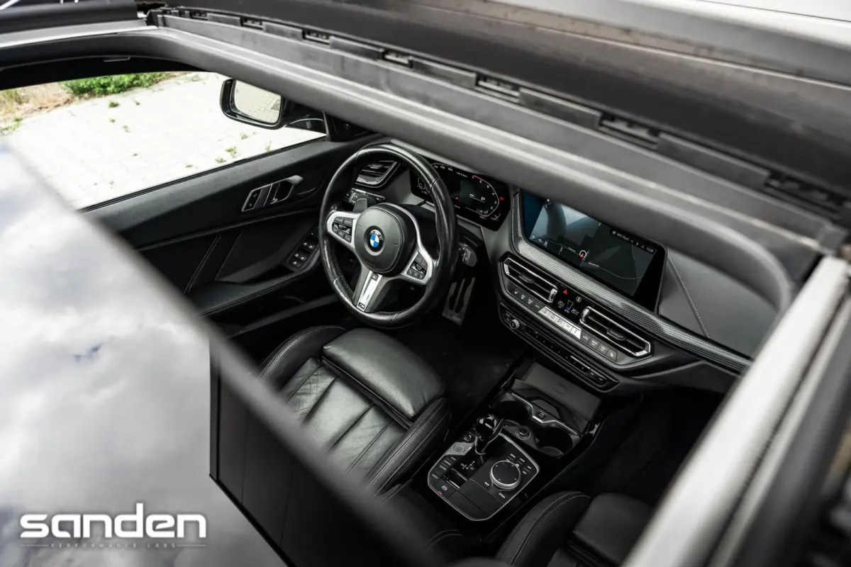 M135i xDrive M Sport|Pano|H/K|Sportstoel|HUD|LED