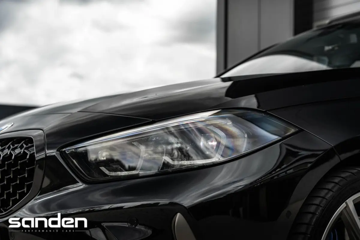 M135i xDrive M Sport|Pano|H/K|Sportstoel|HUD|LED