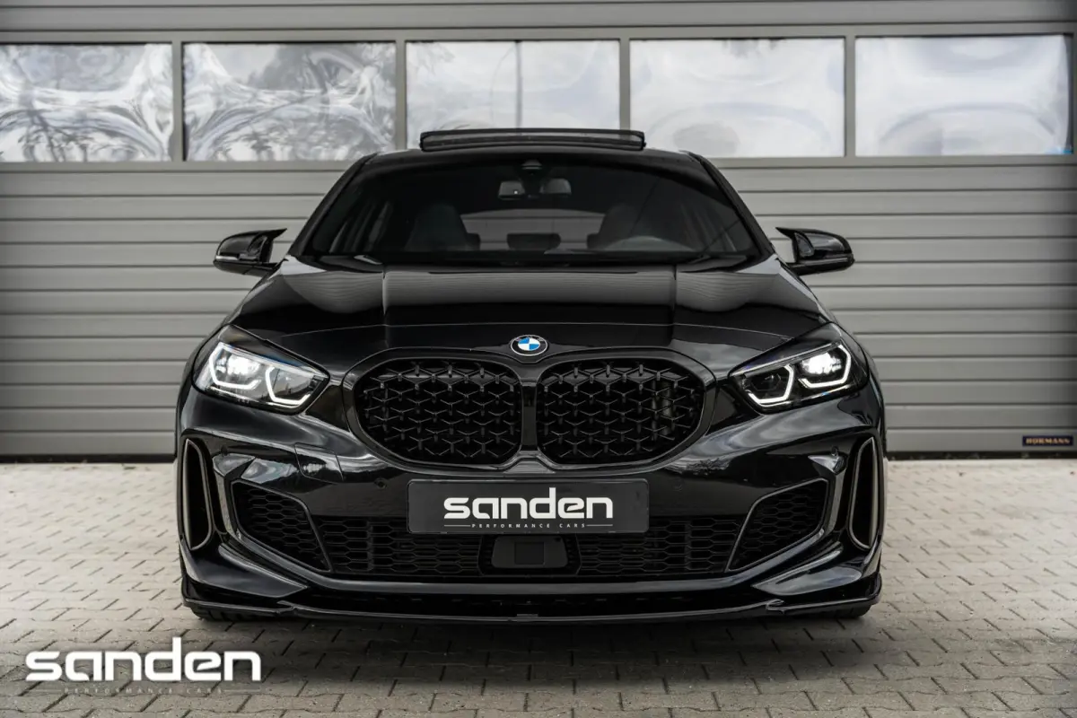 M135i xDrive M Sport|Pano|H/K|Sportstoel|HUD|LED
