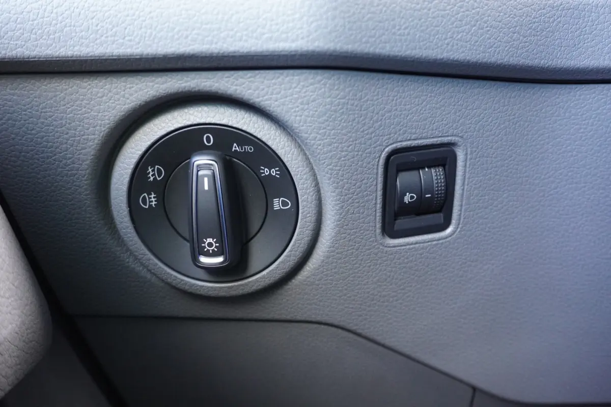 140pk Automaat L3H3/L2H2 Apple carplay Camera parkeersensoren Cruise control Navigatie 3-Zits