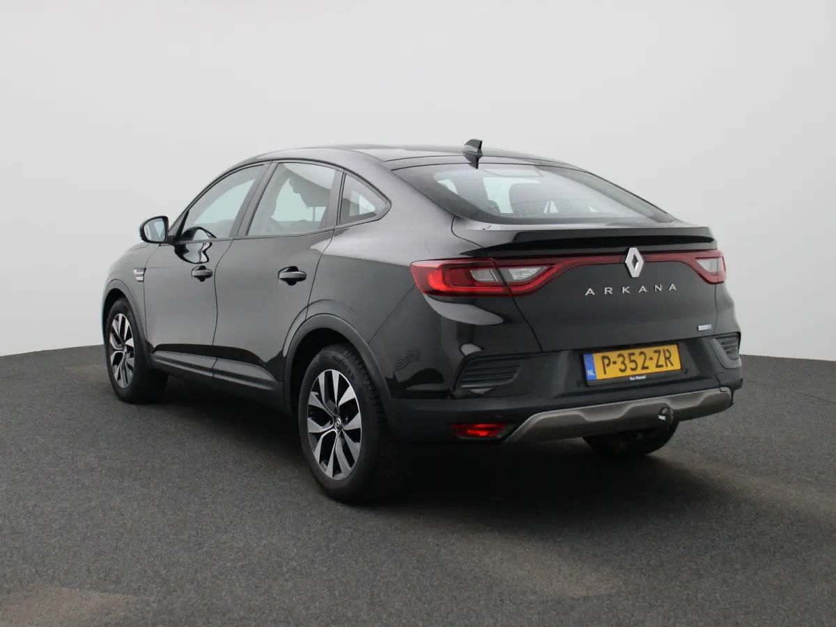 1.6 E-Tech Hybrid 145 Zen | Automaat | Apple Carplay / Android Auto | Achteruitrijcamera | Parkeersensoren |