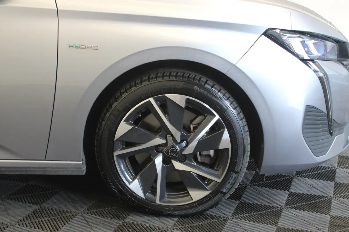 1.6 Plug-in Hybrid 180 Allure