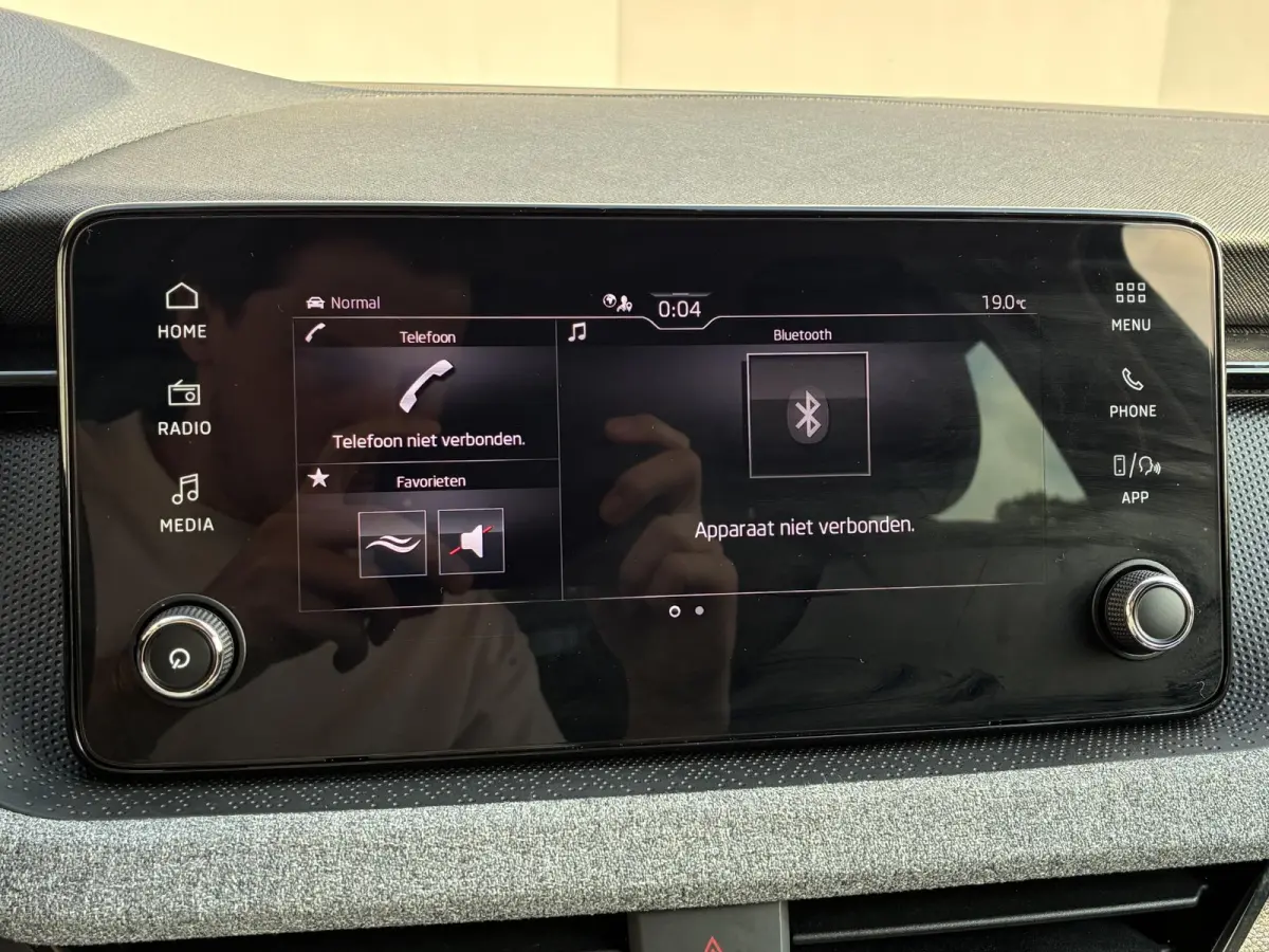 1.0 TSI DSG Automaat Selection / Garantie tot 03-2029 tot 60.000km / Apple Carplay & Android Auto / Climate Control / Cruise Control / Achteruitrijcamera /