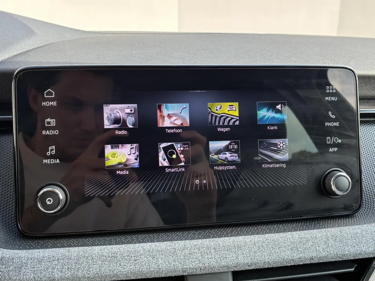 1.0 TSI DSG Automaat Selection / Garantie tot 03-2029 tot 60.000km / Apple Carplay & Android Auto / Climate Control / Cruise Control / Achteruitrijcamera /