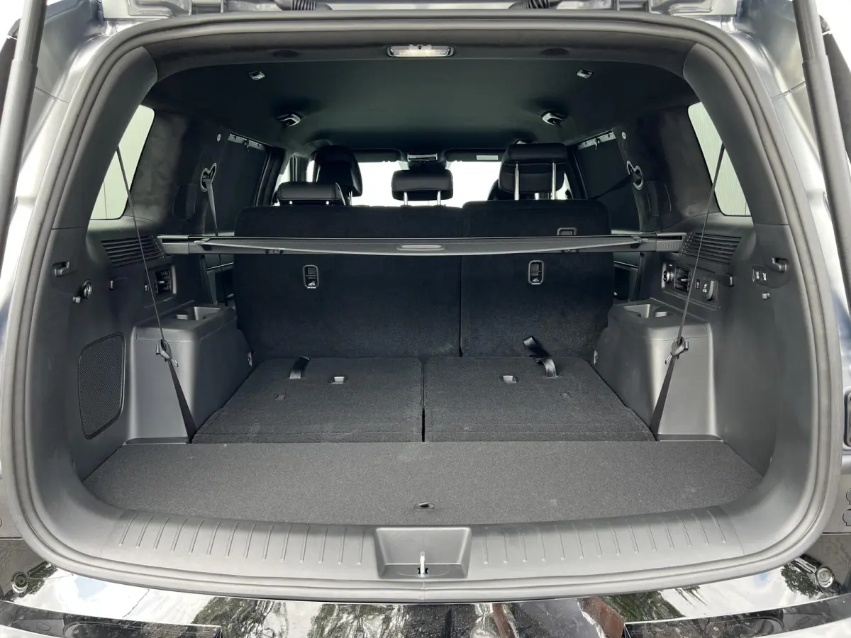 1.6 T-GDI PHEV Black Line 4WD 7p / Rijklaar incl. € 5.000,- korting voor € 66.143,- / 288 pk met 1700 KG trekvermogen / 20" / Leder zwart /