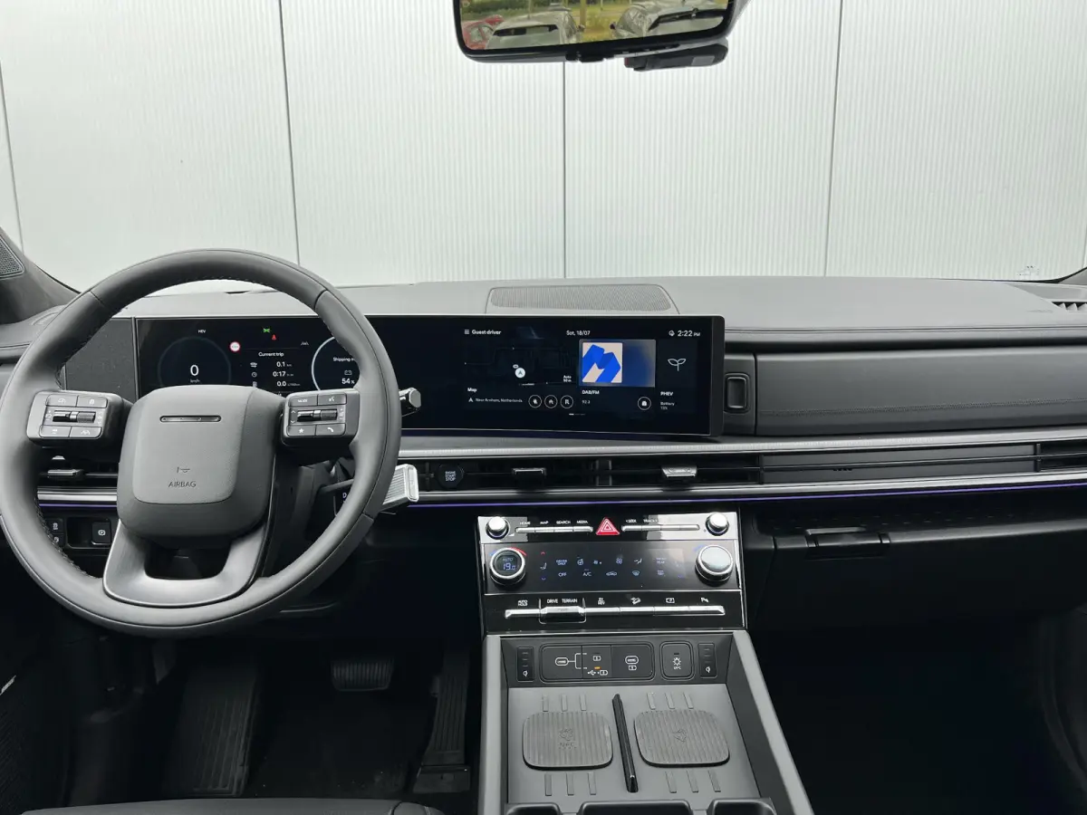 1.6 T-GDI PHEV Black Line 4WD 7p / Rijklaar incl. € 5.000,- korting voor € 66.143,- / 288 pk met 1700 KG trekvermogen / 20" / Leder zwart /