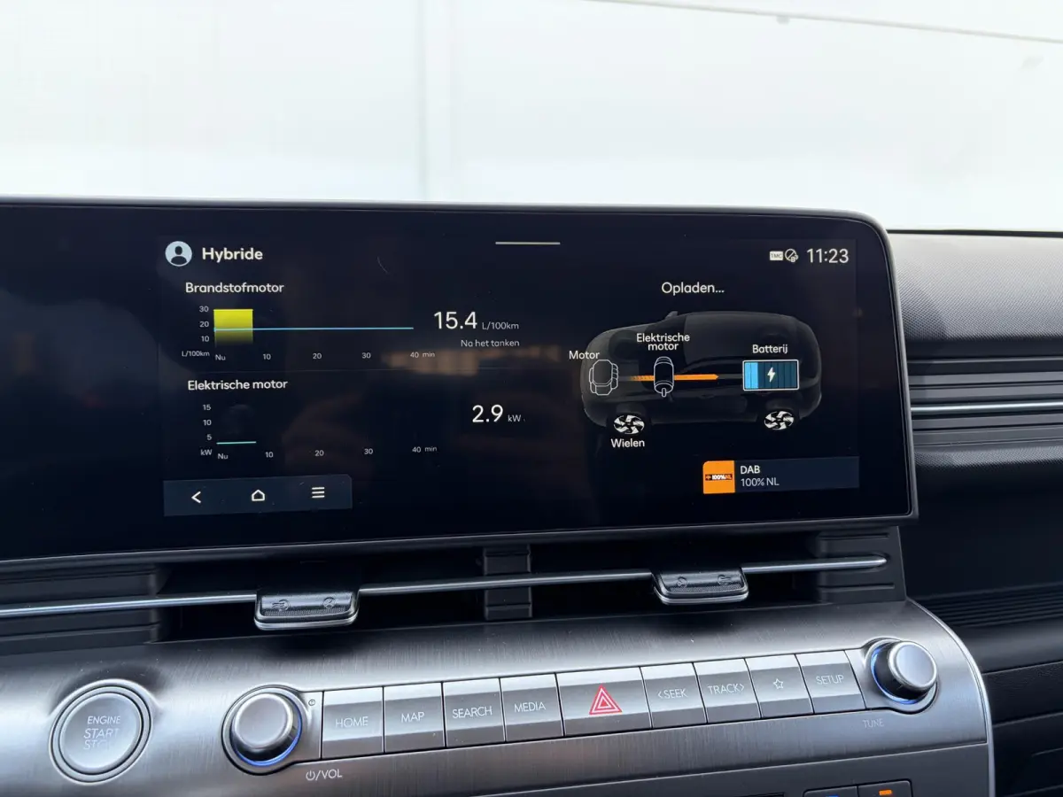 1.6 GDI HEV Comfort Plus / Elektrische Achterklep / Stoel Verwarming V+A / Stuur Verwarming / Keyless / Adaptive Cruise / Navigatie / Apple Carplay & Android Auto /