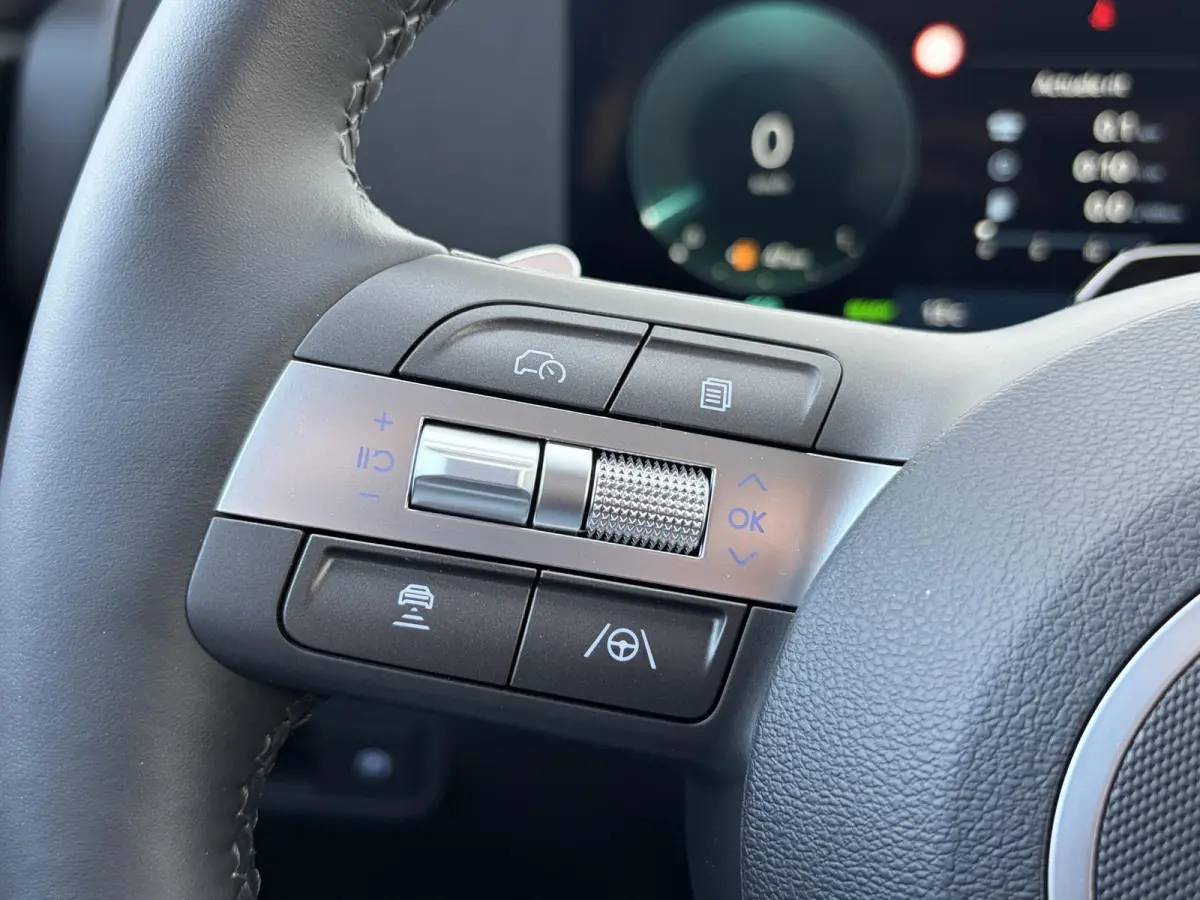 1.6 GDI HEV Comfort Plus / Elektrische Achterklep / Stoel Verwarming V+A / Stuur Verwarming / Keyless / Adaptive Cruise / Navigatie / Apple Carplay & Android Auto /