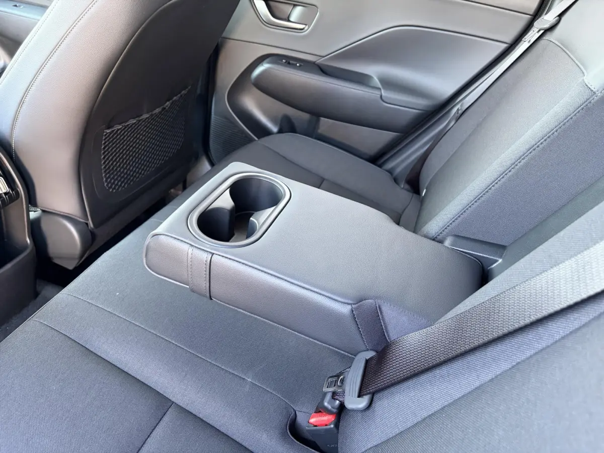 1.6 GDI HEV Comfort Plus / Elektrische Achterklep / Stoel Verwarming V+A / Stuur Verwarming / Keyless / Adaptive Cruise / Navigatie / Apple Carplay & Android Auto /