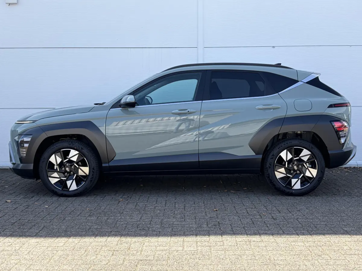 1.6 GDI HEV Comfort Plus / Elektrische Achterklep / Stoel Verwarming V+A / Stuur Verwarming / Keyless / Adaptive Cruise / Navigatie / Apple Carplay & Android Auto /