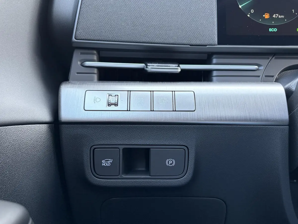 1.6 GDI HEV Comfort Plus / Elektrische Achterklep / Stoel Verwarming V+A / Stuur Verwarming / Keyless / Adaptive Cruise / Navigatie / Apple Carplay & Android Auto /