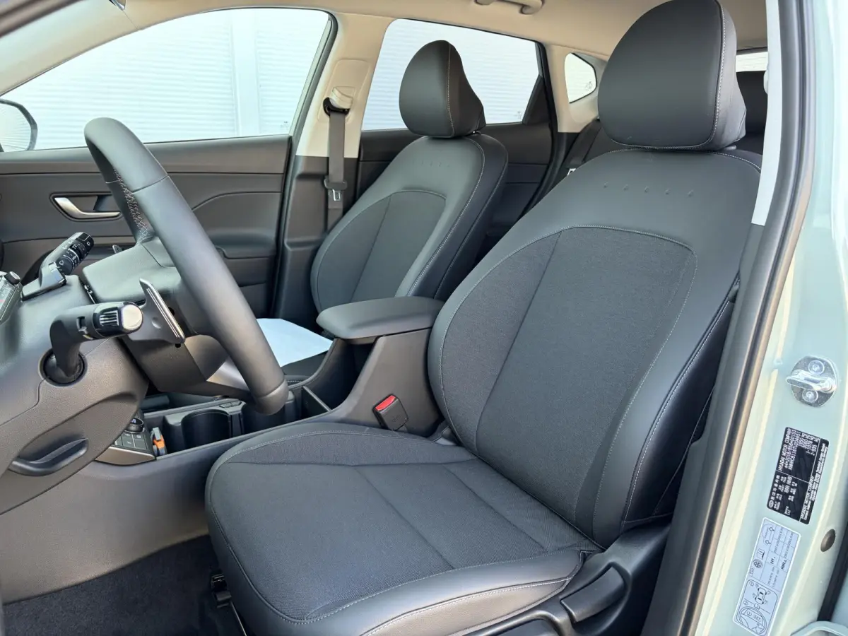 1.6 GDI HEV Comfort Plus / Elektrische Achterklep / Stoel Verwarming V+A / Stuur Verwarming / Keyless / Adaptive Cruise / Navigatie / Apple Carplay & Android Auto /