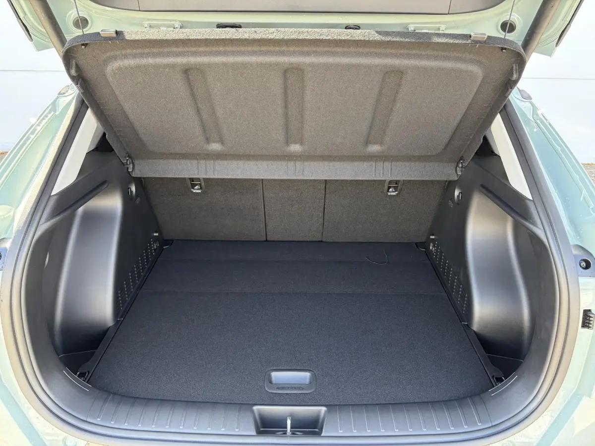 1.6 GDI HEV Comfort Plus / Elektrische Achterklep / Stoel Verwarming V+A / Stuur Verwarming / Keyless / Adaptive Cruise / Navigatie / Apple Carplay & Android Auto /