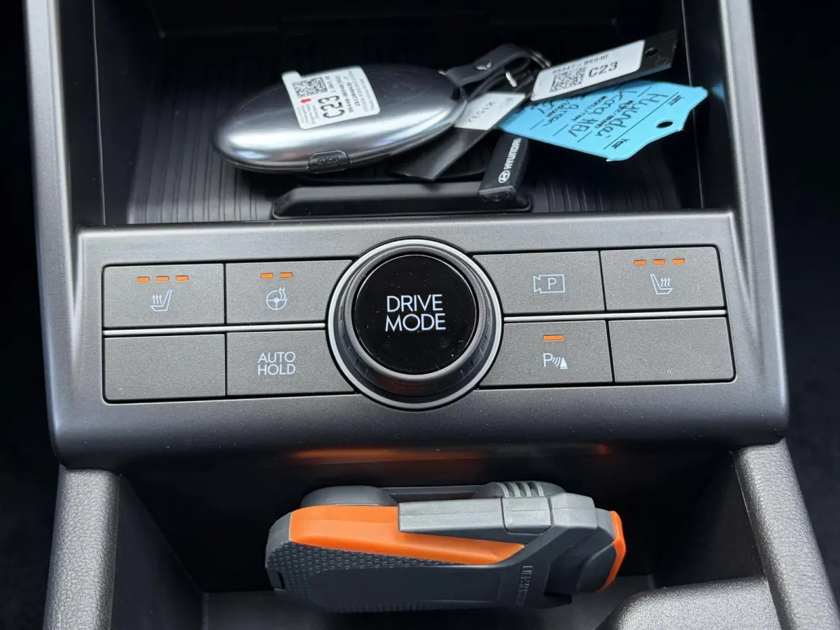 1.6 GDI HEV Comfort Plus / Elektrische Achterklep / Stoel Verwarming V+A / Stuur Verwarming / Keyless / Adaptive Cruise / Navigatie / Apple Carplay & Android Auto /