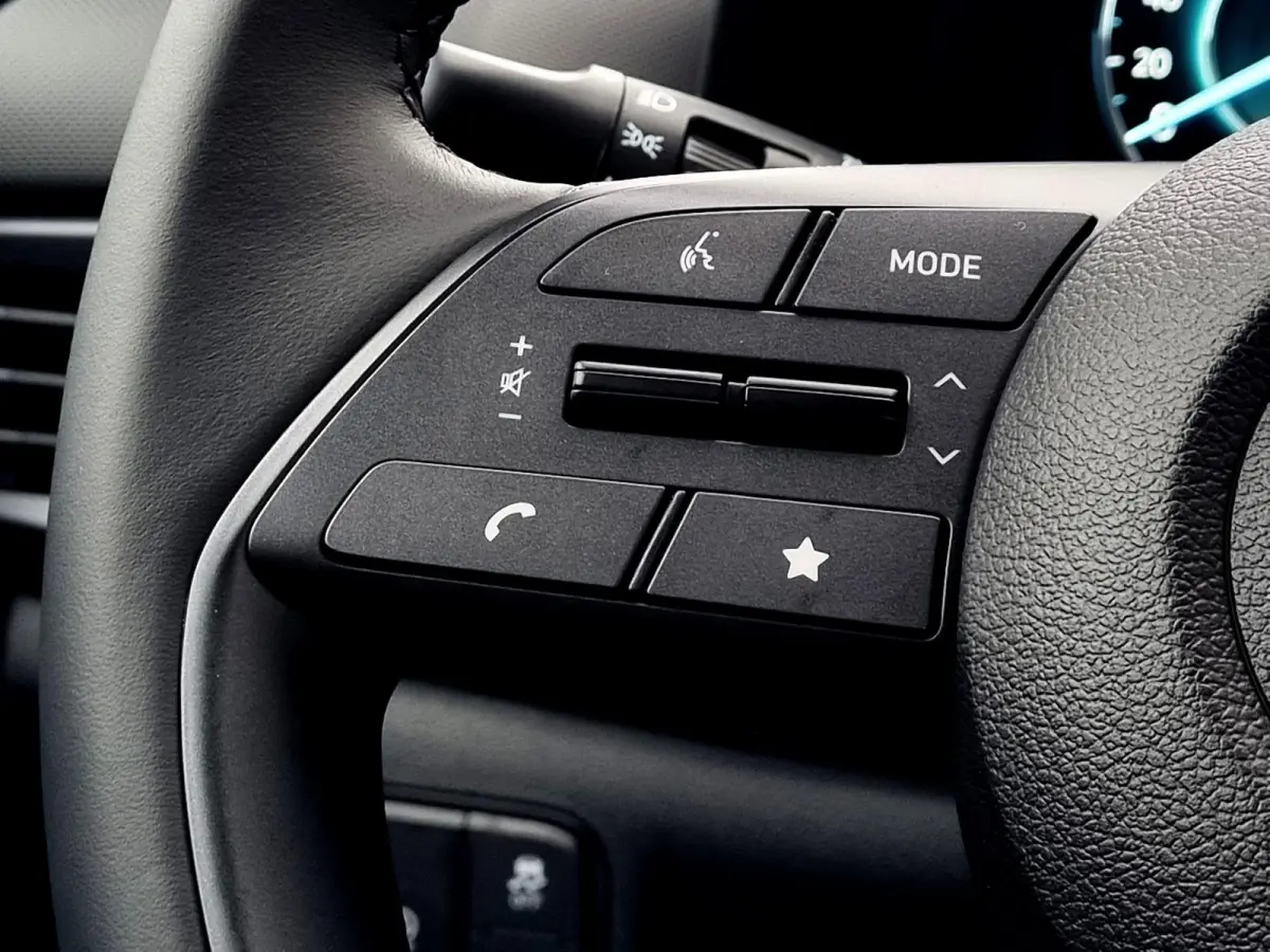 1.0 T-GDI Comfort / Navigatie / Achteruitrijcamera / Parkeersensoren Achter / Airco / Cruise Control /