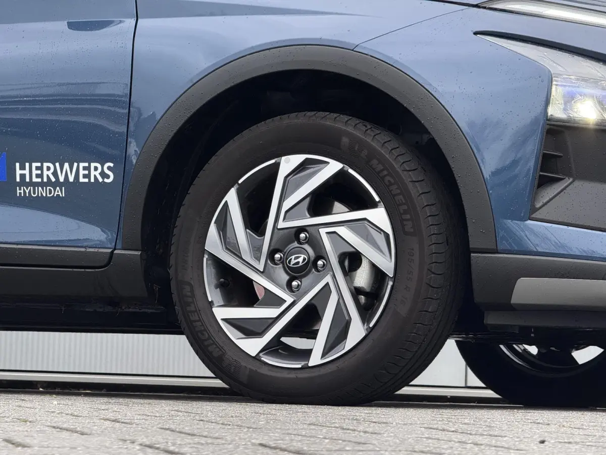 1.0 T-GDI Comfort / Navigatie / Achteruitrijcamera / Parkeersensoren Achter / Airco / Cruise Control /