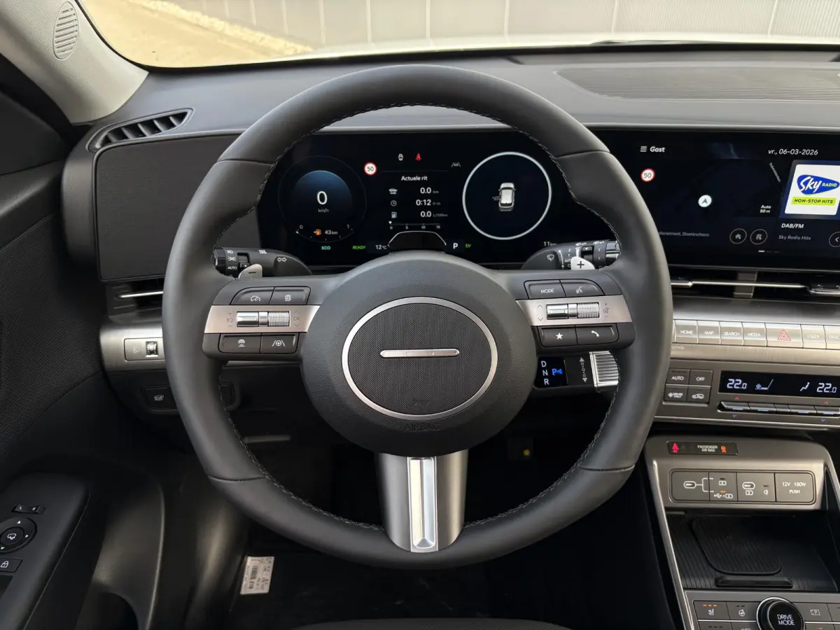 1.6 GDI HEV Premium Sky / Demo Deal / Trekhaak Afneembaar 13-Polig / Stoelverkoeling / Stoelverwarming Voor + Achter / 360 camera / Navigatie / BOSE Audio /