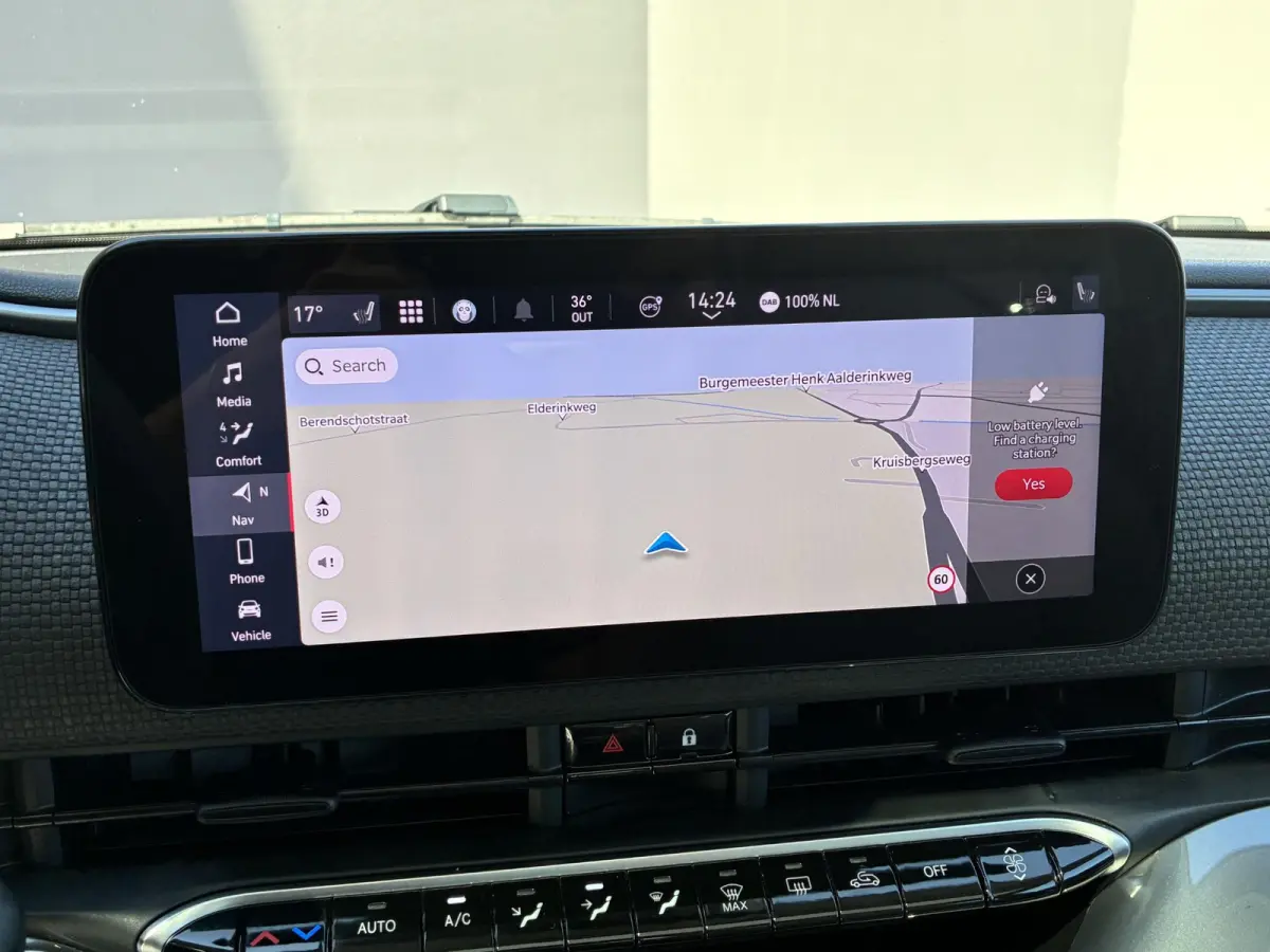 La Prima 42 kWh / SOH 94% / Apple Carplay/Android Auto / Achteruitrijcamera / Adaptieve Cruise Control / Lichtmetalen Velgen 17" / Navigatie / 3-fase / Snelladen /