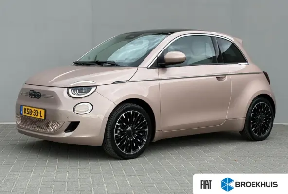 La Prima 42 kWh / SOH 94% / Apple Carplay/Android Auto / Achteruitrijcamera / Adaptieve Cruise Control / Lichtmetalen Velgen 17" / Navigatie / 3-fase / Snelladen /