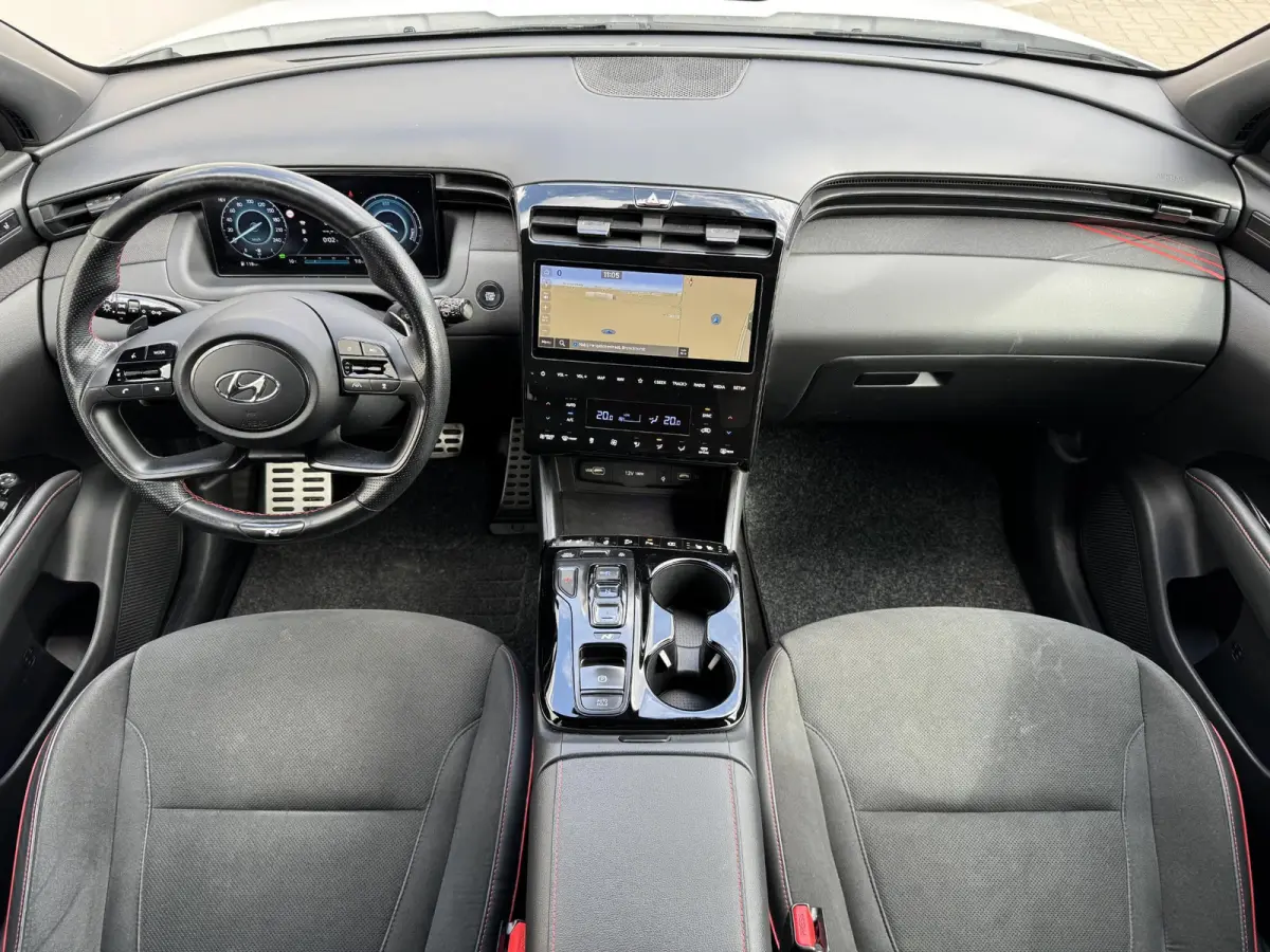 1.6 T-GDI PHEV N Line 4WD / Automaat / Dealer onderhouden / Fabrieksgarantie tot 04-2028 / Trekgewicht 1350 kg / Elektrische achterklep / Stuur- Stoel & Achterbank verwarming / Adaptief crui