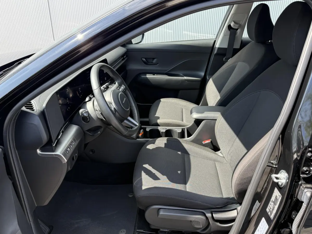 1.6 GDI HEV Comfort / 1e eig / NL auto / Navigatie / Climate control / Adapt. cruise control / Trekhaak / All season banden /