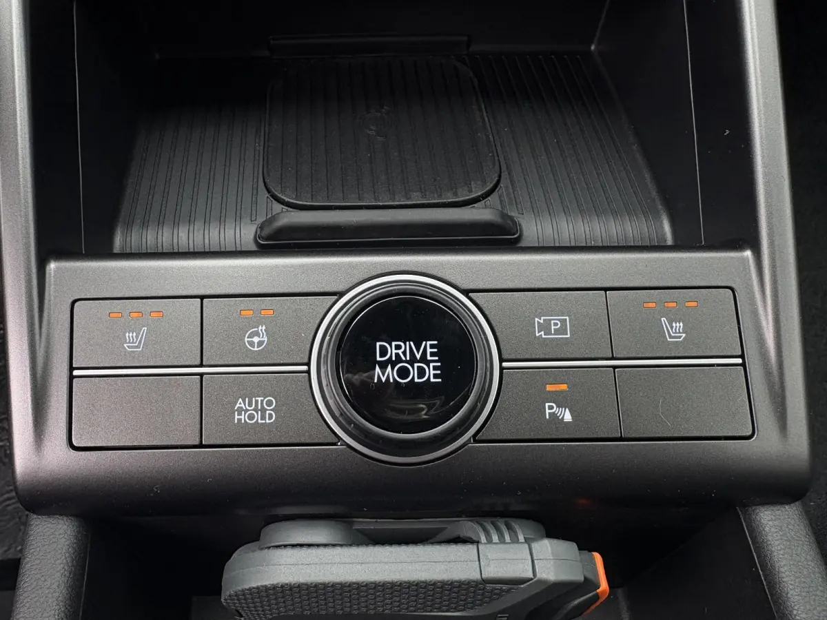 1.6 GDI HEV Comfort Plus / Stoelverwarming voor en achter / Stuurverwarming / Navigatie / Apple Carplay/Android Auto / Stof/Lederen bekleding / Climate Control / Cruis Control Adaptief /