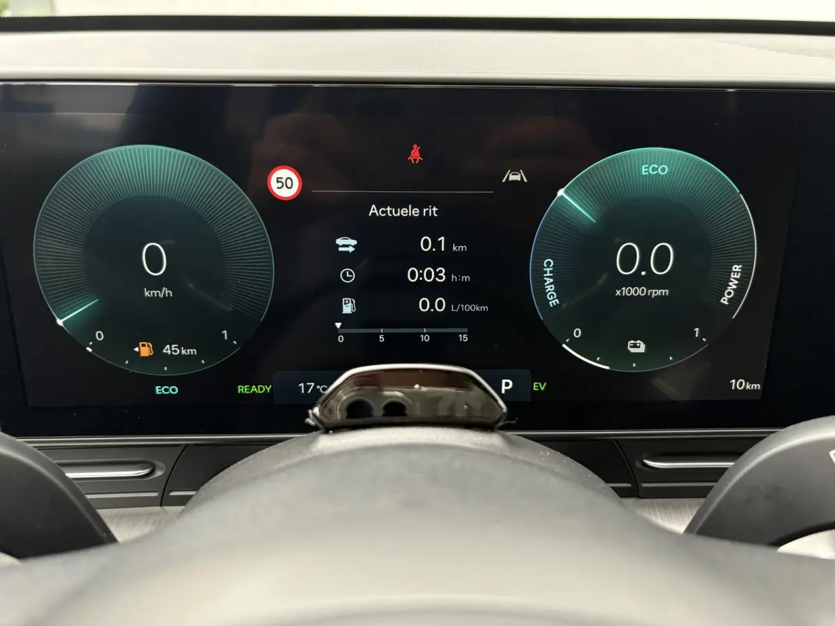 1.6 GDI HEV Comfort Plus / Stoelverwarming voor en achter / Stuurverwarming / Navigatie / Apple Carplay/Android Auto / Stof/Lederen bekleding / Climate Control / Cruis Control Adaptief /